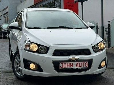 Begagnad Chevrolet Aveo LTZ 116 HK (85 kW) 2011 Vit Halvkombi