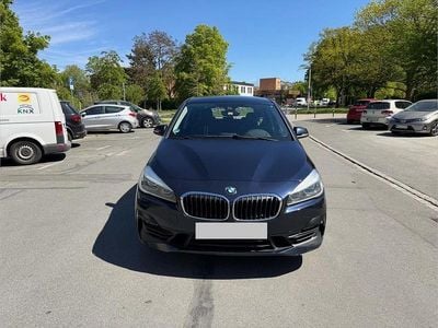 Usata BMW 218 Sport Line 150 CV (110 kW) 2018 Blu Station wagon