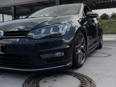 Gebraucht VW Golf VII R-line 184 PS (135 kW) 2016 Schwarz Kleinwagen