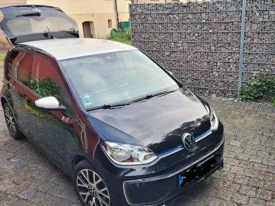 Gebraucht VW e-up! Style 61 kW (83 PS) 2021 Schwarz Kleinwagen
