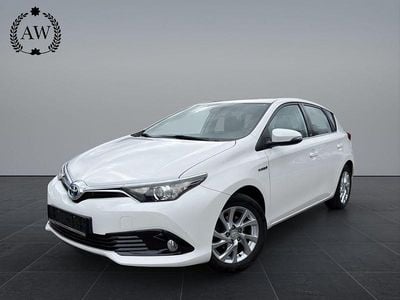 Gebraucht Toyota Auris Hybrid Edition-S 99 PS (72 kW) 2016 Weiß Limousine