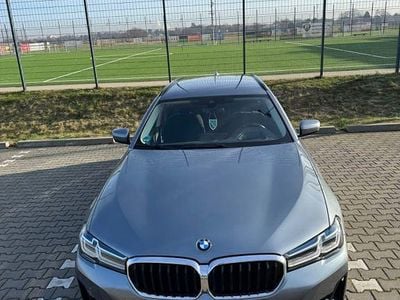 Gebraucht BMW 520 190 PS (139 kW) 2020 Grau Kombi
