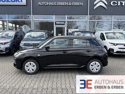 Neu Suzuki Swift Club 83 PS (61 kW) 2026 Schwarz Kleinwagen
