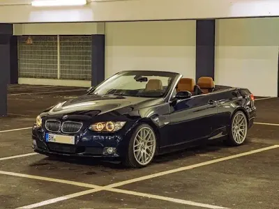 Gebraucht BMW 330 Cabriolet Performance 272 PS (200 kW) 2008 Blau Cabrio