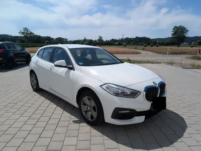 Gebraucht BMW 118 Advantage 140 PS (102 kW) 2020 Weiß Limousine
