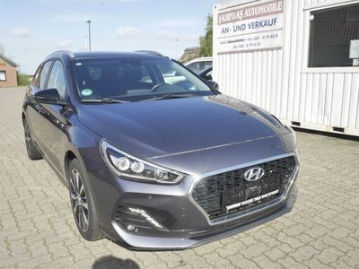 gebraucht Hyundai i30 1.6 CRDi YES!+ Navi/LED/Spurhal./Kamera