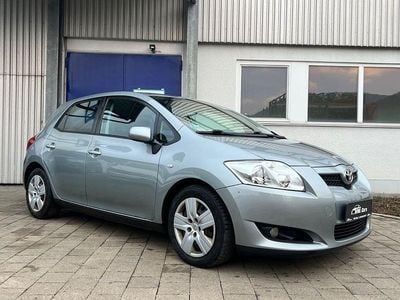 Silber Gebraucht 2009 Toyota Auris Team Kleinwagen | 4.490 € (Fairer Preis)