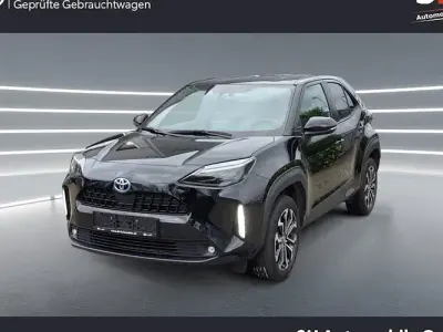 Gebraucht Toyota Yaris Cross 116 PS (85 kW) 2021 Schwarz SUV