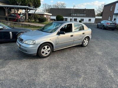 Usata Opel Astra 2000 Argento Berlina
