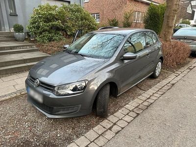 Gebraucht VW Polo 86 PS (63 kW) 2010 Grau Kleinwagen