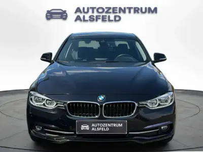 Gebraucht BMW 320 190 PS (139 kW) 2016 Schwarz Limousine
