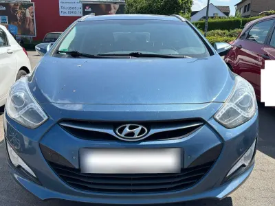 Gebraucht Hyundai i40 185 PS (136 kW) 2012 Blau Kombi
