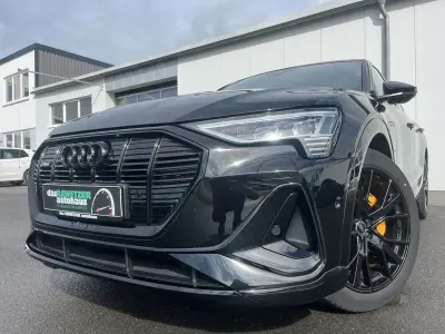 Gebraucht Audi e-tron S-Line 230 kW (313 PS) 2022 Schwarz SUV
