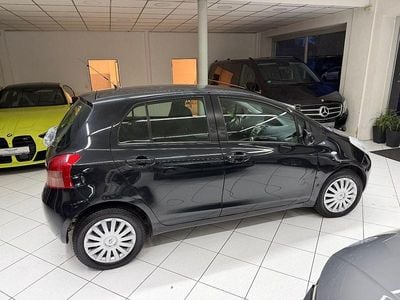 Schwarz Gebraucht 2006 Toyota Yaris Sol Limousine | 5.899 € (Etwas zu teuer)