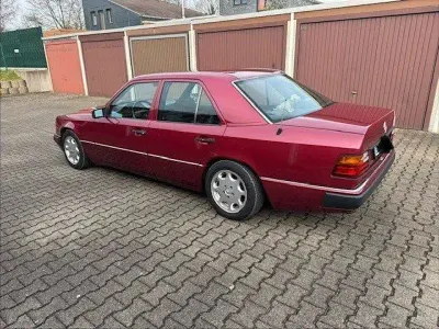 Gebraucht Mercedes E230 135 PS (99 kW) 1991 Limousine