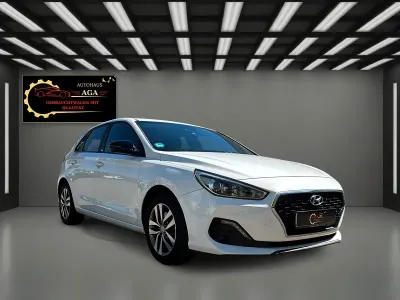 Gebraucht Hyundai i30 YES! 116 PS (85 kW) 2020 Weiß Limousine