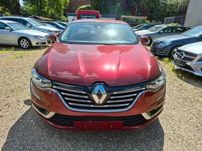 Gebraucht Renault Talisman Intens 160 PS (117 kW) 2017 Rot Limousine