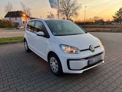 Gebraucht VW up! 60 PS (44 kW) 2019 Weiß Kleinwagen