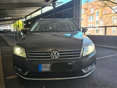 Gebraucht VW Passat 2012 Braun Kombi