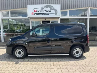 Gebraucht Toyota Proace Comfort 102 PS (75 kW) 2025 Schwarz Van / Kleinbus