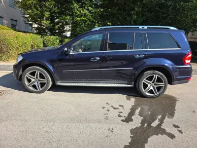 Gebraucht Mercedes GL500 387 PS (284 kW) 2009 Blau SUV