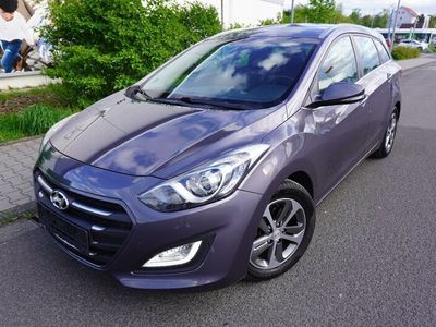 gebraucht Hyundai i30 cw blue Trend 1.6 CRDi - Euro6