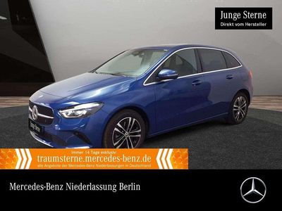 Begagnad Mercedes E250 Advanced 163 HK (119 kW) 2024 Blå Sedan