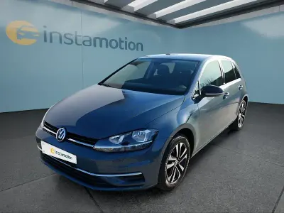 Gebraucht VW Golf VII 116 PS (85 kW) 2019 Blau Kleinwagen