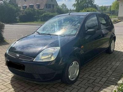Usata Ford Fiesta Trend 80 CV (58 kW) 2005 Utilitaria