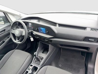 Gebraucht VW Caddy 102 PS (75 kW) 2024 Candyweiß Van / Kleinbus