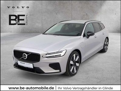 Silber Gebraucht 2025 Volvo V60 Plus Kombi | 43.450 € (Fairer Preis)