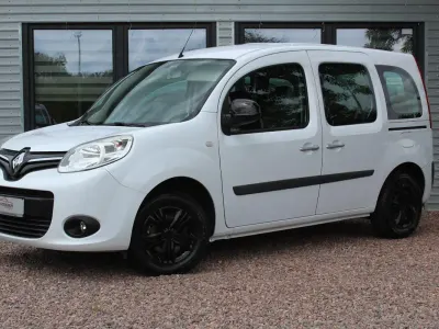 Gebraucht Renault Kangoo Authentique 90 PS (66 kW) 2013 Weiß Van / Kleinbus