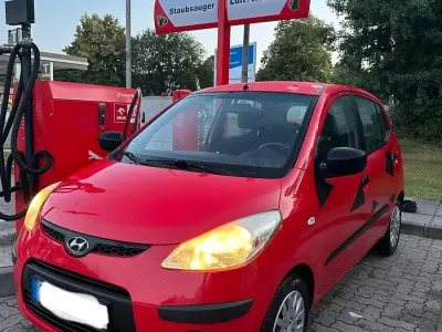 Gebraucht Hyundai i10 67 PS (49 kW) 2009 Rot Kleinwagen