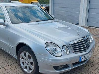 Brugt Mercedes E200 Elegance 136 HK (100 kW) 2007 Grå Sedan