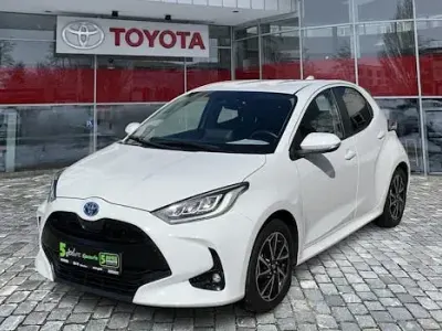 Occasion Toyota Yaris Hybrid Team 116 ch (85 kW) 2023 Blanc Berline