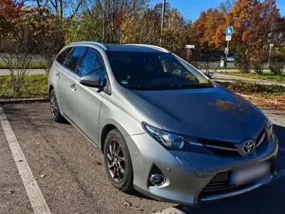 Gebraucht Toyota Auris Touring Sports Executive 124 PS (91 kW) 2015 Silber Kombi