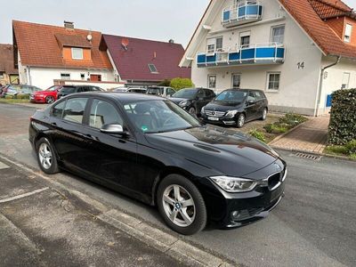 gebraucht BMW 320 i - 8-Gang-Automat/Vollleder/Klimaautomatik