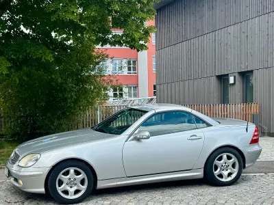 Second-hand Mercedes SLK200