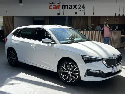 Gebraucht Skoda Scala Style 116 PS (85 kW) 2019 Weiß Kleinwagen
