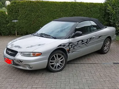 Gebraucht Chrysler Stratus 163 PS (119 kW) 2000 Silber Cabrio
