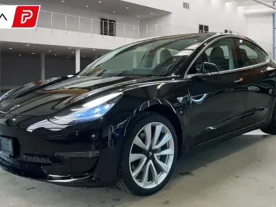 Gebraucht Tesla Model 3 Standard Range 225 kW (306 PS) 2019 Schwarz Limousine