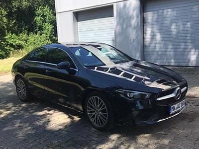 Gebraucht Mercedes CLA180 136 PS (100 kW) 2020 Schwarz Limousine