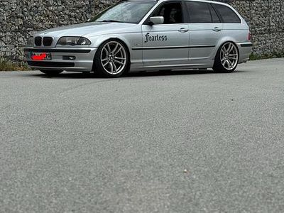 BMW 325