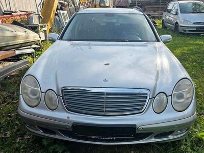 Mercedes E220