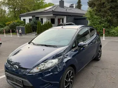 Używany Ford Fiesta S 97 KM (71 kW) 2009 Niebieski Hatchback