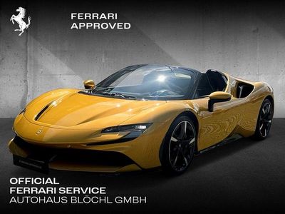 Gebraucht Ferrari SF90 1001 PS (736 kW) 2021 Gelb Cabrio
