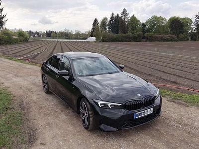Second-hand BMW 330 M Sport 245 CP (180 kW) 2023 Negru Berlinǎ