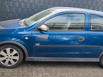 Używany Opel Corsa 58 KM (42 kW) 2003 Niebieski Hatchback