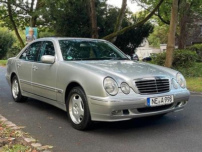Mercedes E280
