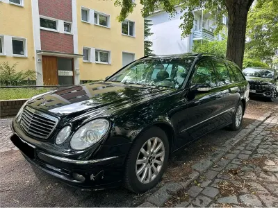 Gebraucht Mercedes E320 Avantgarde 224 PS (164 kW) 2005 Schwarz Kombi